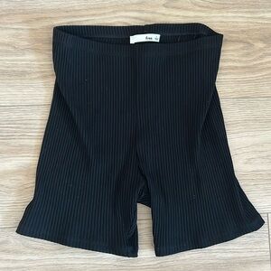 Wilfred Free Biker Shorts